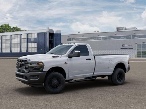2026 RAM 3500 Tradesman Regular Cab 4x4 8' Box