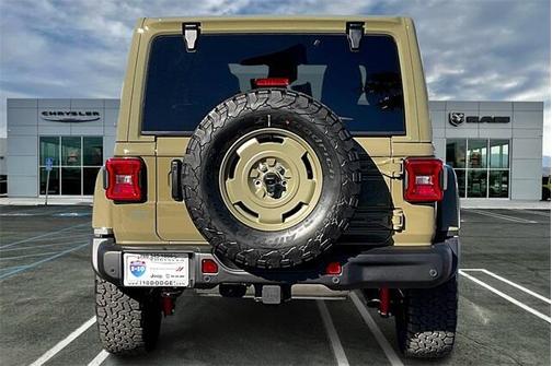 2025 Jeep Wrangler 4xe Willys