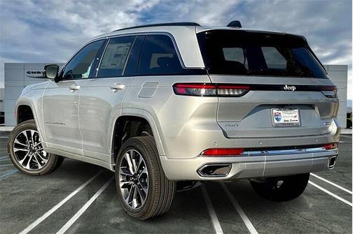 2025 Jeep Grand Cherokee Overland