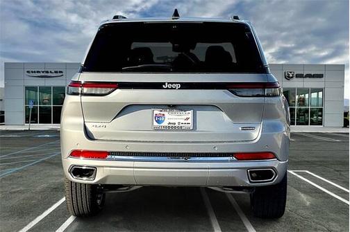 2025 Jeep Grand Cherokee Overland