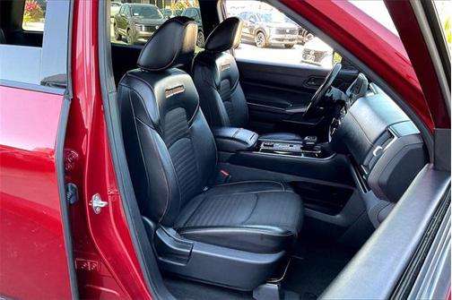 2023 Nissan Pathfinder Rock Creek 4WD