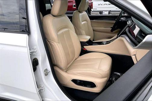 Bright White Clearcoat 2023 Jeep Grand Cherokee 4xe Base