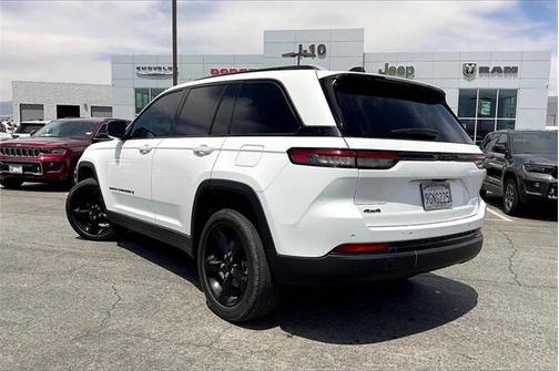 2023 Jeep Grand Cherokee Altitude