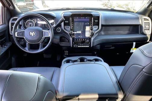 2026 RAM 2500 Tradesman Crew Cab 4x2 8' Box