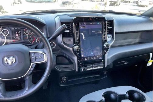 2026 RAM 2500 Tradesman Crew Cab 4x2 8' Box