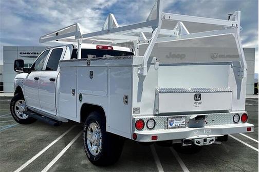 2025 RAM 2500 Tradesman Crew Cab 4x2 8' Box