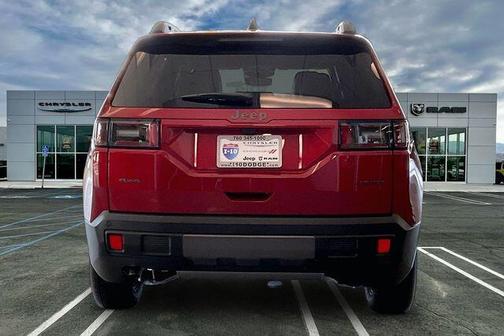 Red Hot Pearlcoat 2026 Jeep Cherokee Limited
