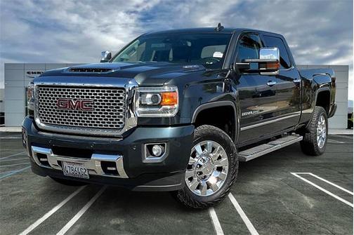 2017 GMC Sierra 2500 Denali