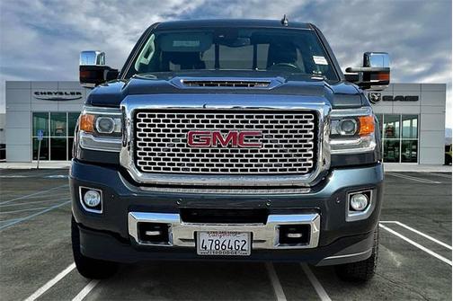 2017 GMC Sierra 2500 Denali