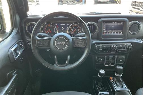 2022 Jeep Gladiator Willys 4x4