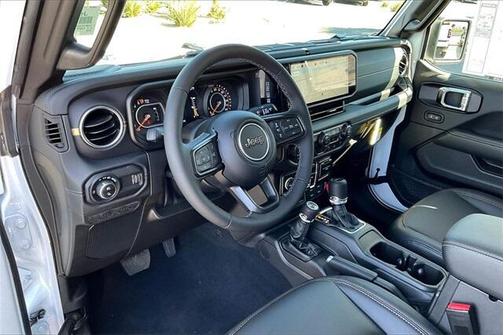 2025 Jeep Gladiator High Tide