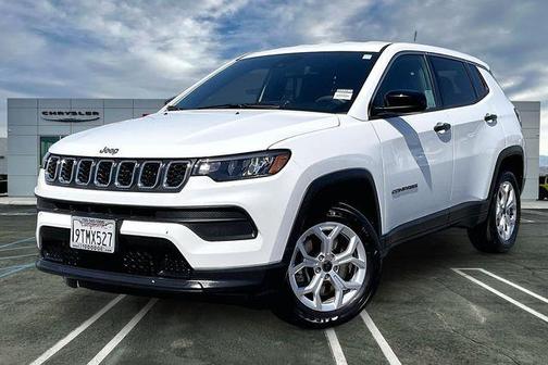 Bright White Clearcoat 2025 Jeep Compass Sport