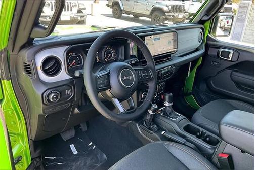 2025 Jeep Gladiator Willys