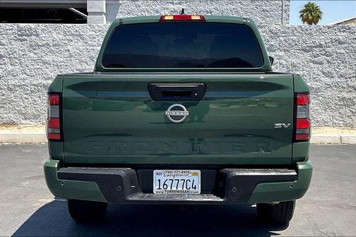 2024 Nissan Frontier SV