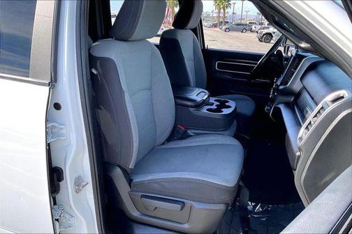 2024 RAM 2500 Big Horn Crew Cab 4x4 8' Box