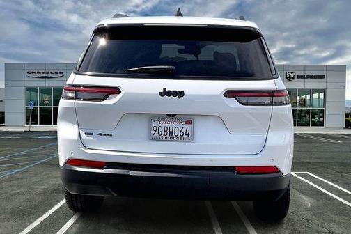 2023 Jeep Grand Cherokee L Altitude