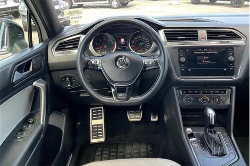 2021 Volkswagen Tiguan 2.0T SE R-Line Black