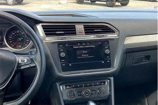 2021 Volkswagen Tiguan 2.0T SE R-Line Black