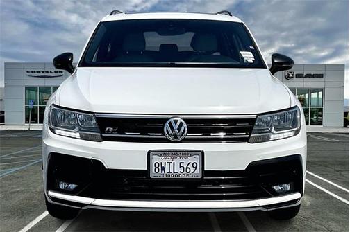 2021 Volkswagen Tiguan 2.0T SE R-Line Black