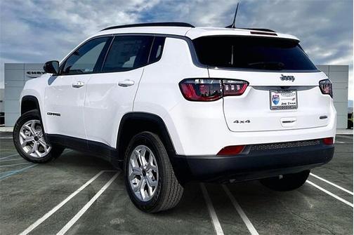 2026 Jeep Compass Latitude