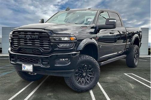 2025 RAM 2500 Big Horn Crew Cab 4x4 6'4' Box