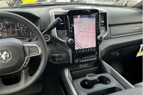 2025 RAM 2500 Big Horn Crew Cab 4x4 6'4' Box