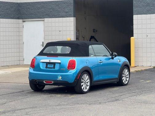 2018 MINI Convertible Cooper