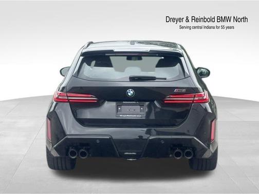 Black Sapphire Metallic 2027 BMW M5 Base