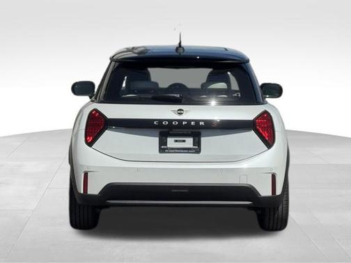 Nanuq White Metallic 2026 MINI Hardtop Cooper S