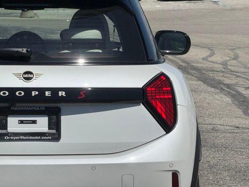 Nanuq White Metallic 2026 MINI Hardtop Cooper S
