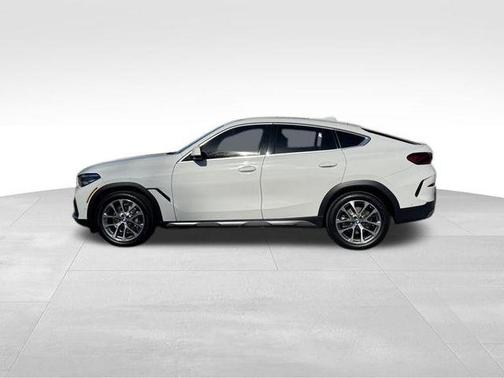 2023 BMW X6 xDrive40i