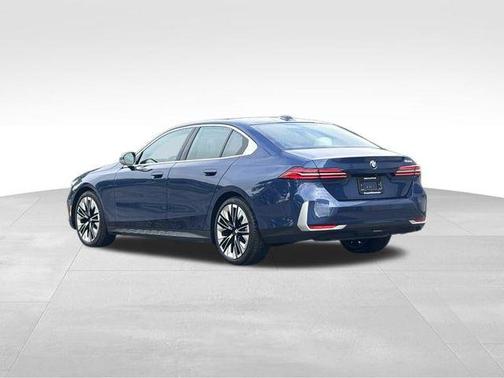 Blue Metallic 2026 BMW 530 530i