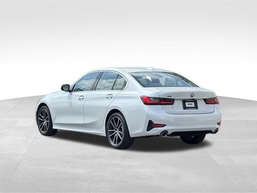 2022 BMW 330 xDrive