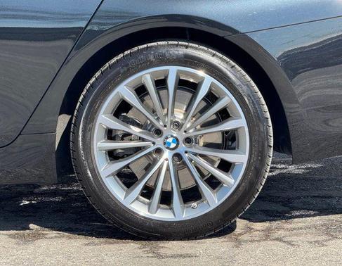 2023 BMW 540 i xDrive