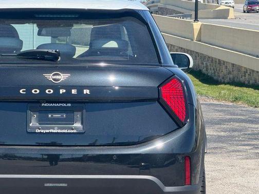 2025 MINI Hardtop Cooper