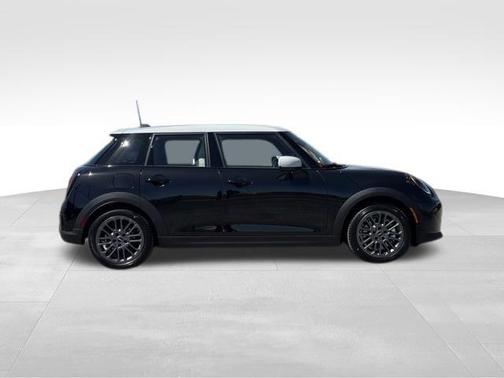 2025 MINI Hardtop Cooper