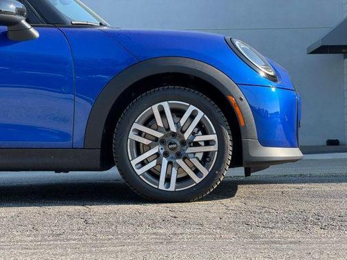 2025 MINI Hardtop Cooper