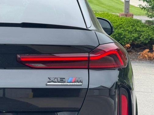 2022 BMW X6 M Base