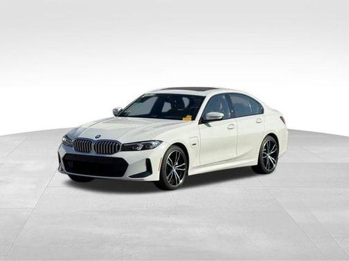 2023 BMW 330e Base
