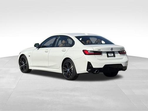 2023 BMW 330e Base