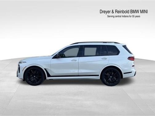 2024 BMW X7 M60i