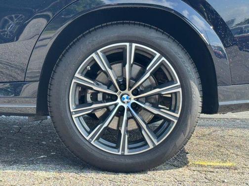 2024 BMW X6 xDrive40i