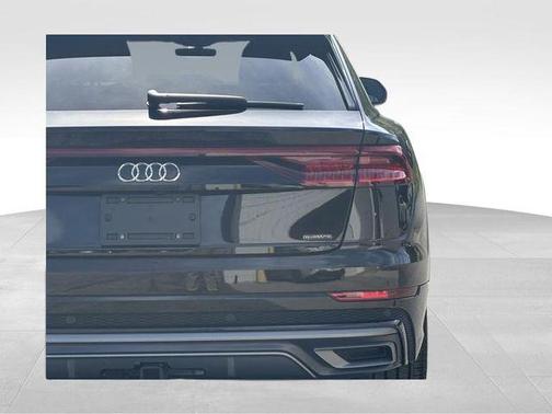Mythos Black Metallic 2023 Audi Q8 55 Premium Plus