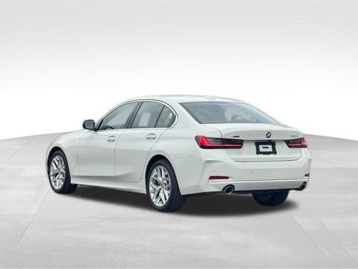 2025 BMW 330 i xDrive