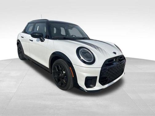 Nanuq White Metallic 2026 MINI Hardtop Cooper S