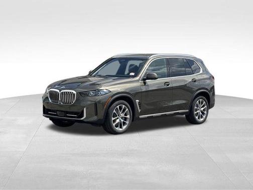 Manhattan Green Metallic 2026 BMW X5 xDrive40i