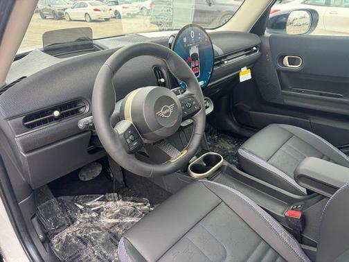 2025 MINI Hardtop Cooper