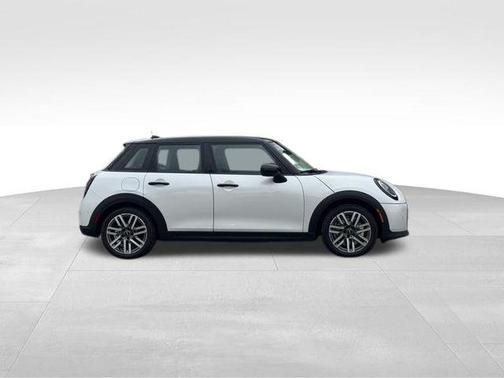 2025 MINI Hardtop Cooper
