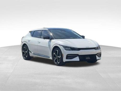 Snow White Pearl 2023 Kia EV6 GT-Line