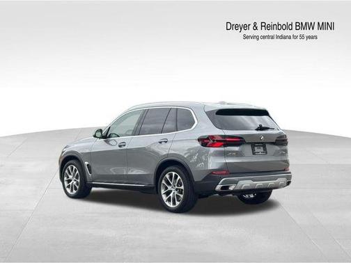 Alpine White 2026 BMW X5 xDrive40i